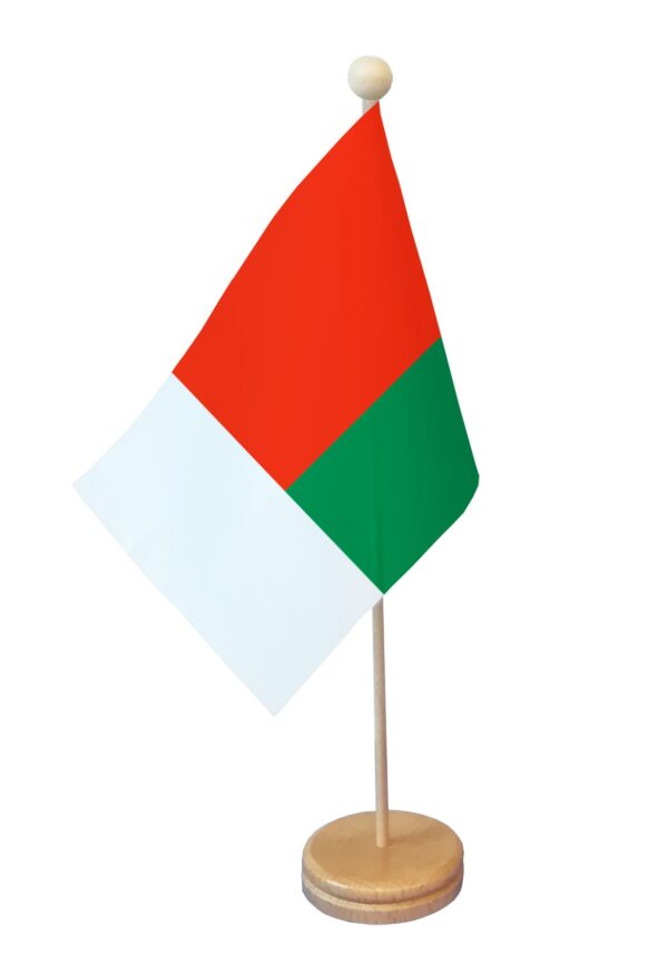 Drapeau de table Madagascar socle bois